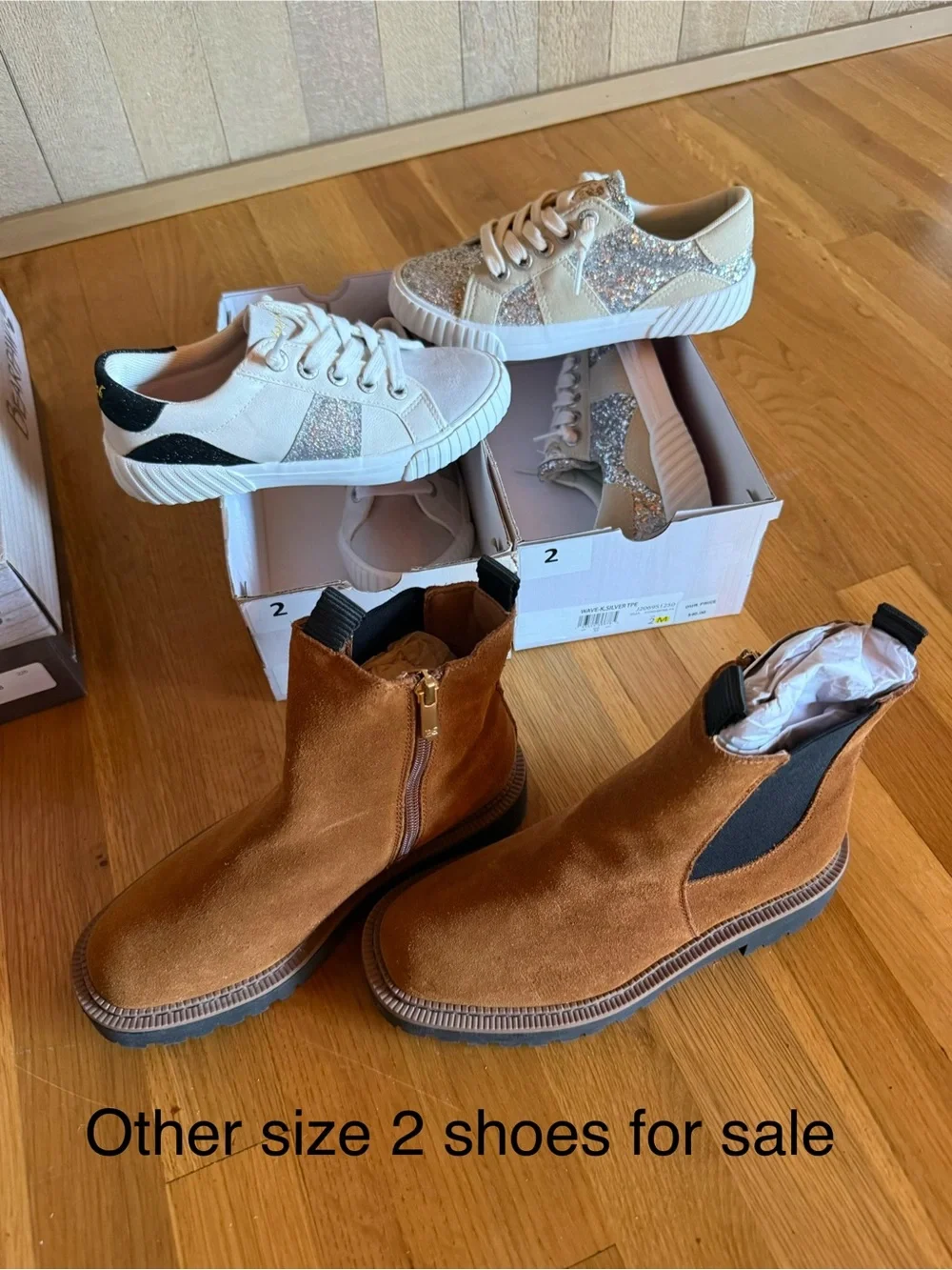 new Girl’s Sam Edelman Tan Leather Chelsea Lug Boot size 2